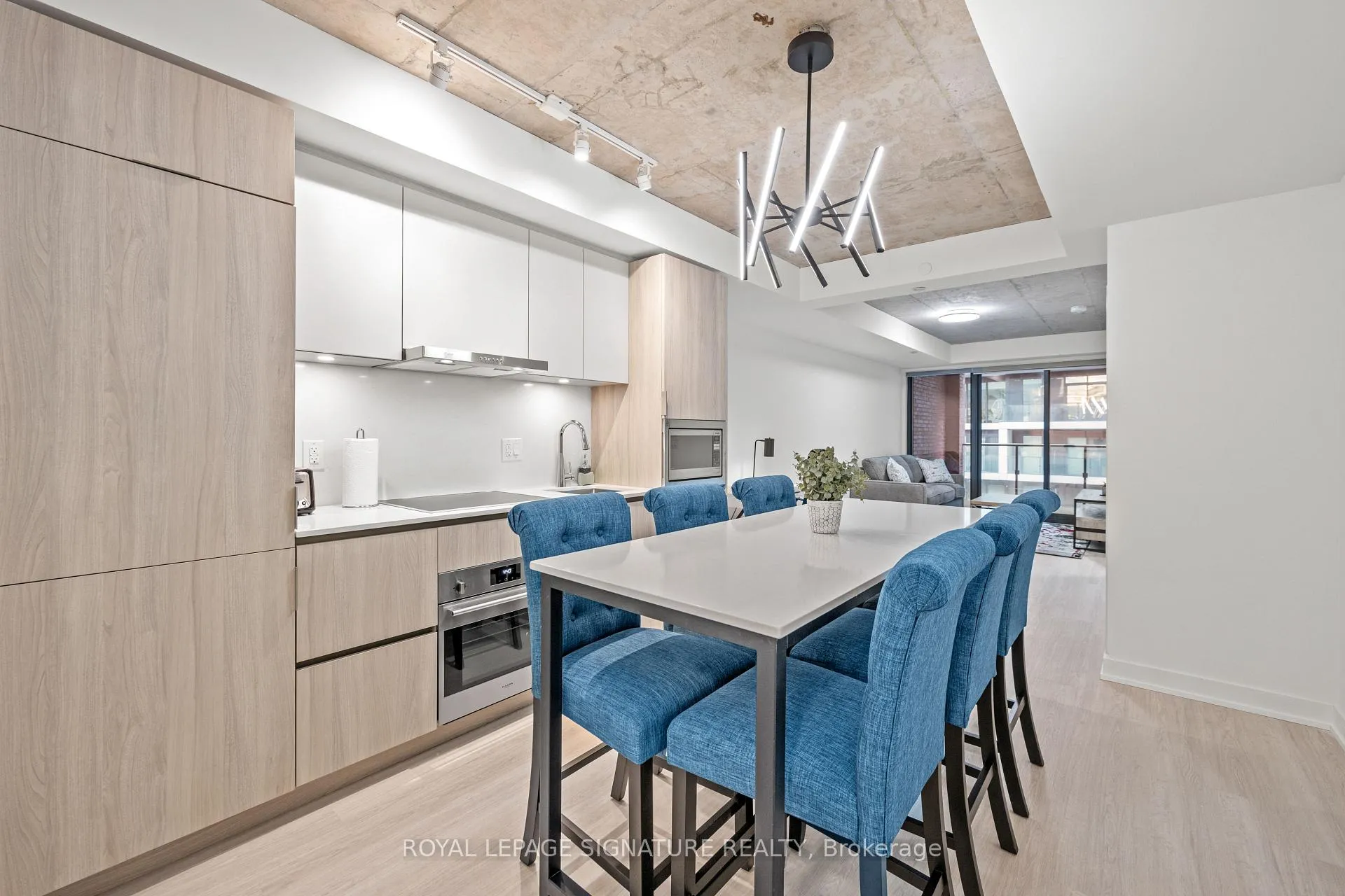 Photo 2 of Unit 607, 47 Mutual Street, Toronto, Church-Yonge Corridor — HOMEH