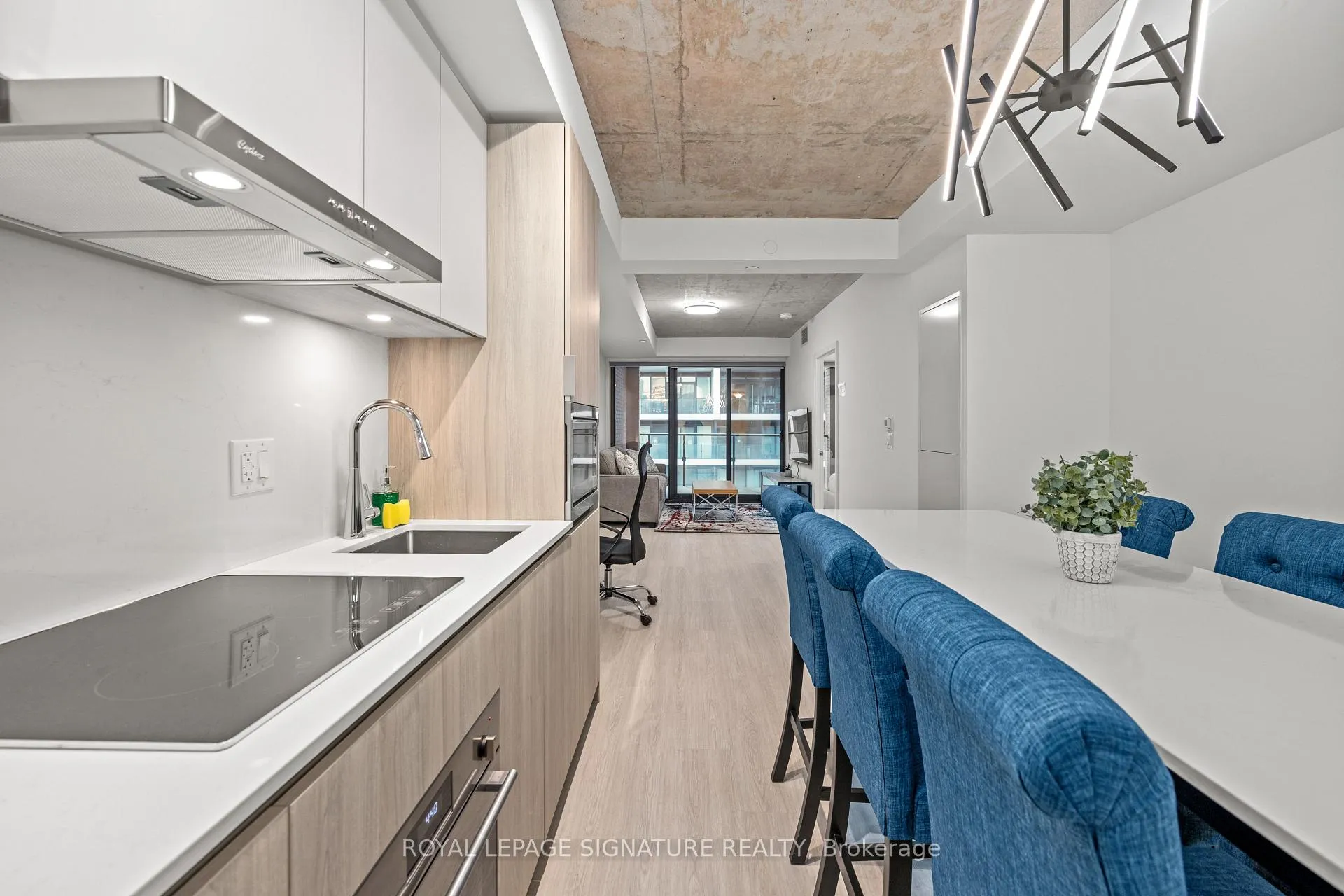 Photo 3 of Unit 607, 47 Mutual Street, Toronto, Church-Yonge Corridor — HOMEH