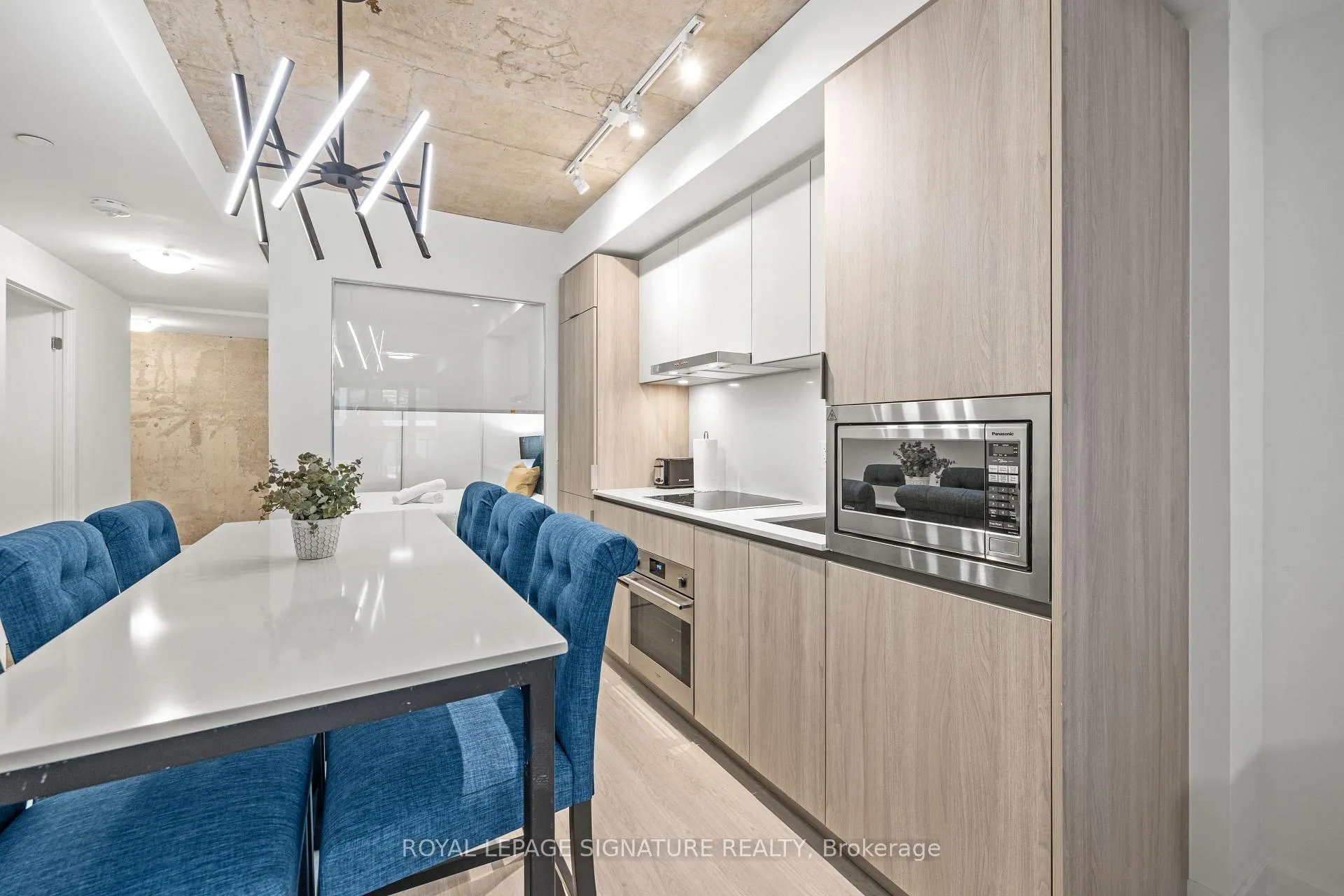 Photo 4 of Unit 607, 47 Mutual Street, Toronto, Church-Yonge Corridor — HOMEH