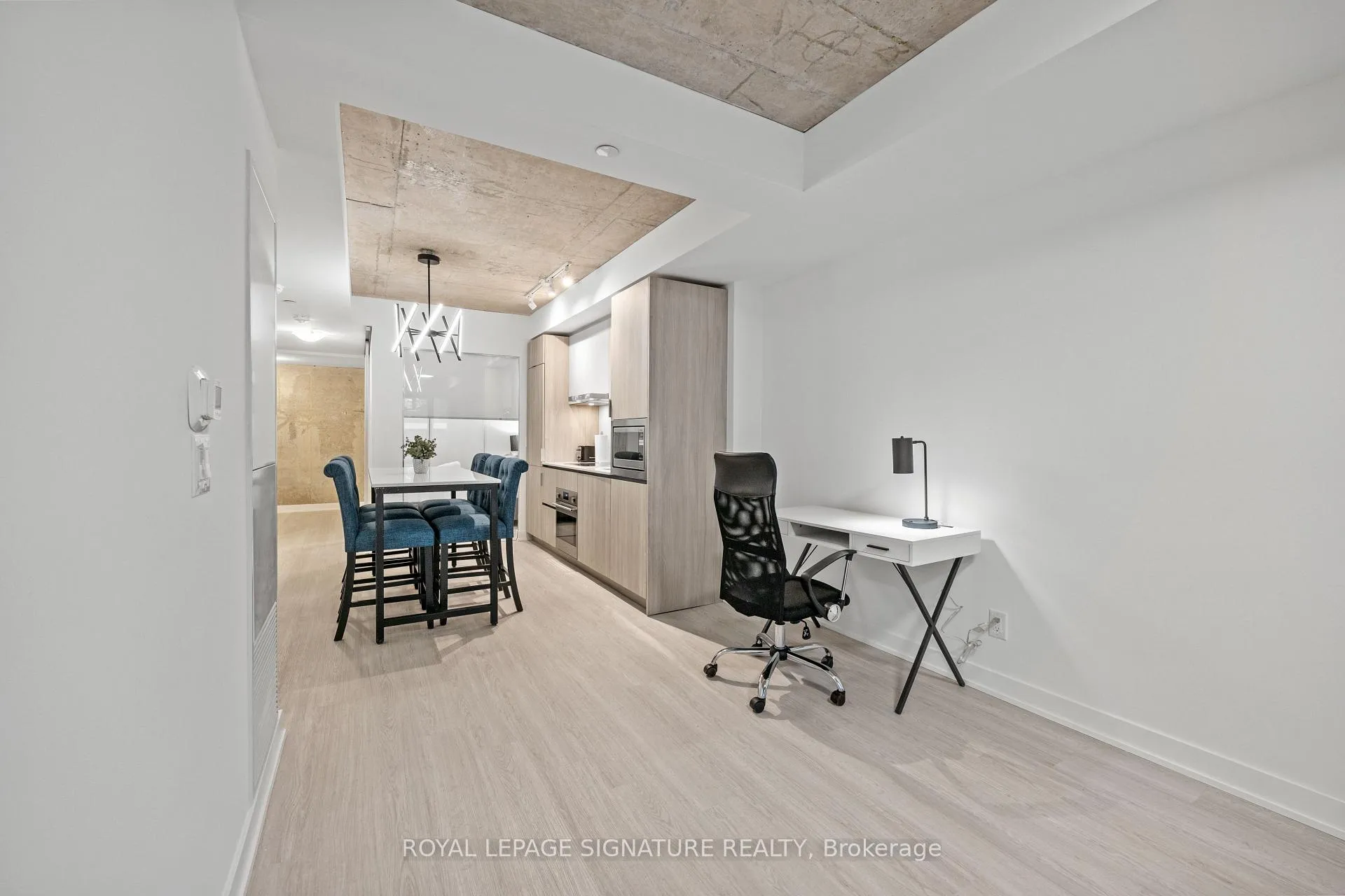 Photo 7 of Unit 607, 47 Mutual Street, Toronto, Church-Yonge Corridor — HOMEH