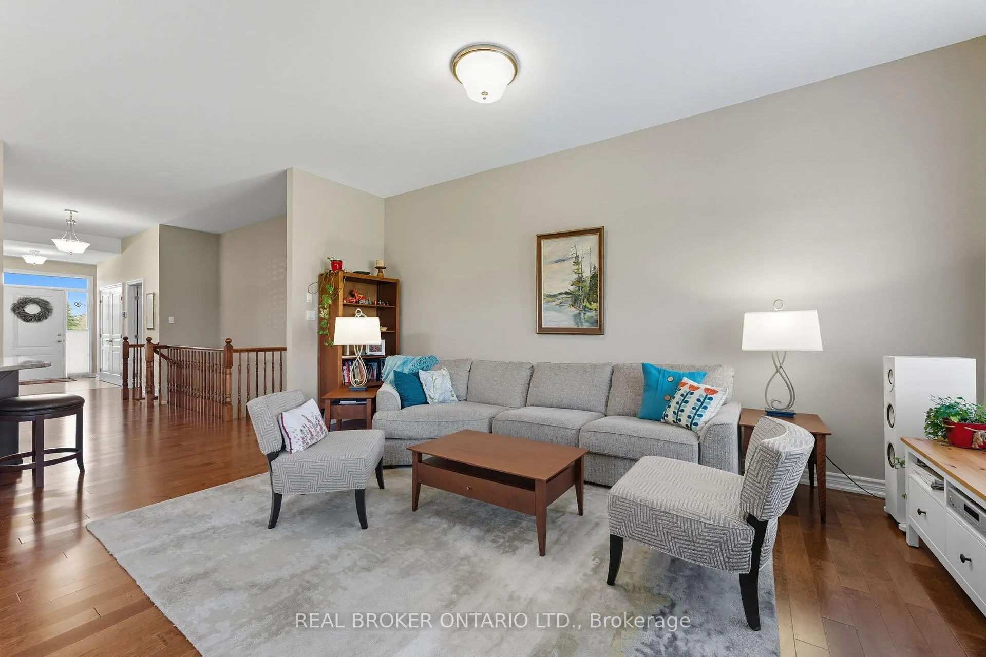 Photo 13 of 82 Axel Crescent, Ottawa, Kanata - Emerald Meadows/Trailwest — HOMEH