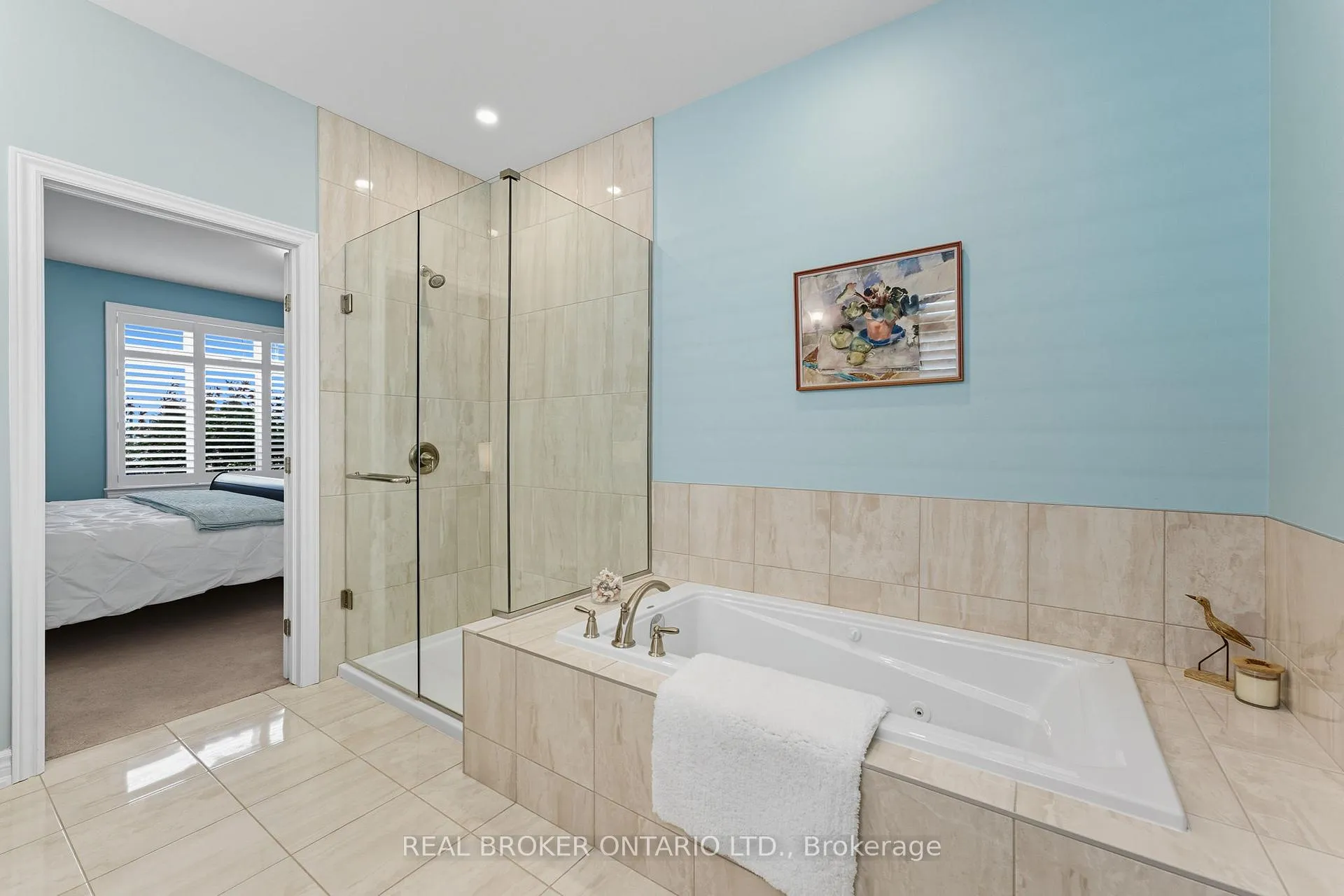 Photo 21 of 82 Axel Crescent, Ottawa, Kanata - Emerald Meadows/Trailwest — HOMEH