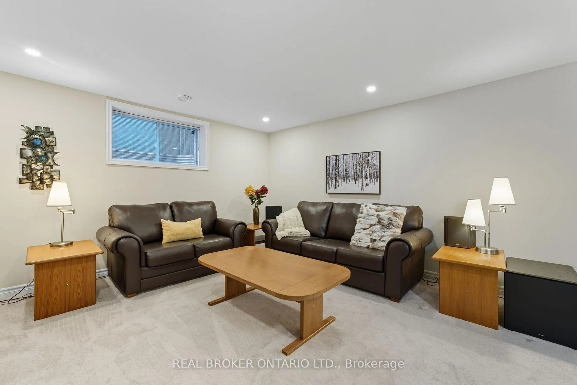 Photo 29 of 82 Axel Crescent, Ottawa, Kanata - Emerald Meadows/Trailwest — HOMEH