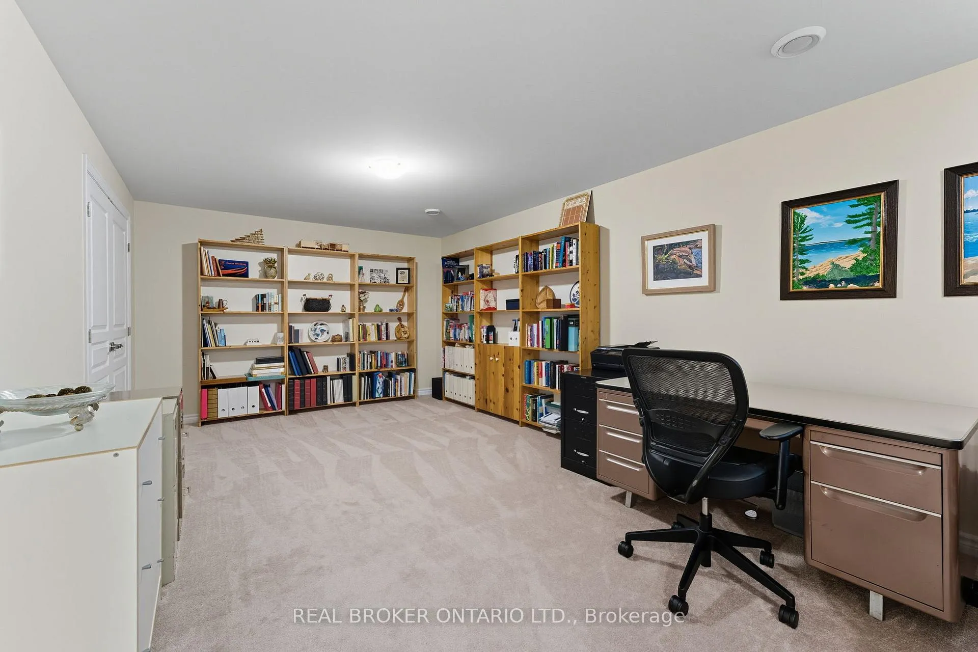 Photo 31 of 82 Axel Crescent, Ottawa, Kanata - Emerald Meadows/Trailwest — HOMEH