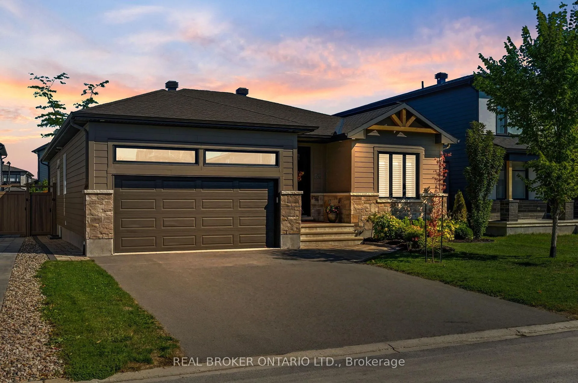 Photo 41 of 82 Axel Crescent, Ottawa, Kanata - Emerald Meadows/Trailwest — HOMEH