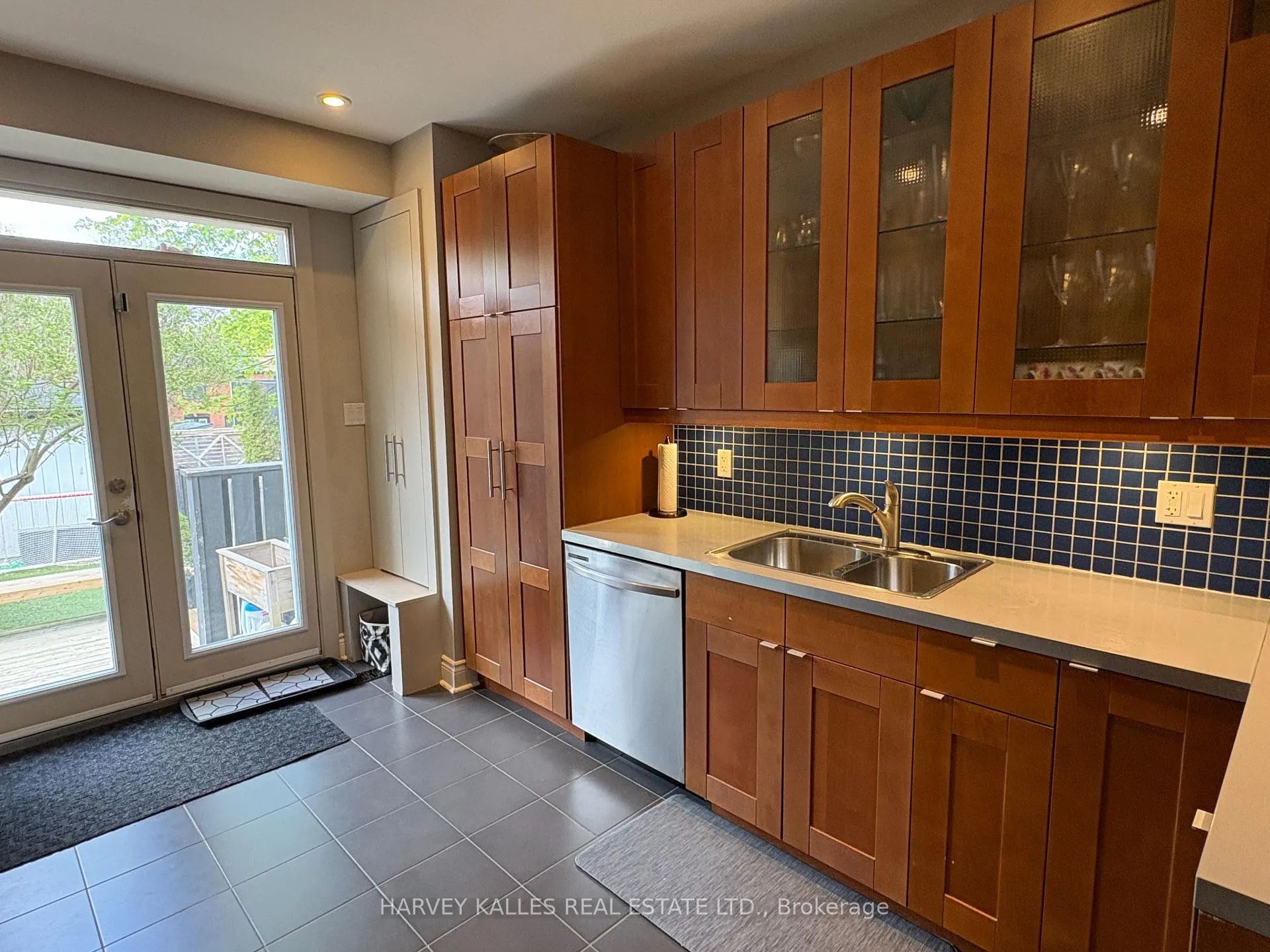 Photo 4 of 288 Roselawn Avenue, Toronto, Yonge-Eglinton — HOMEH