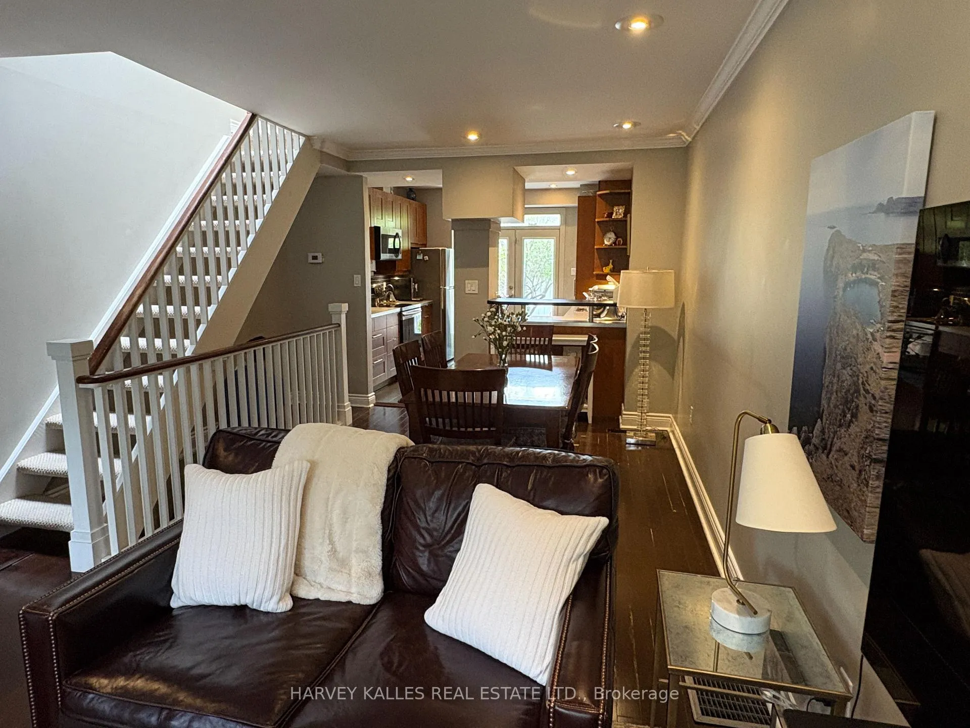 Photo 6 of 288 Roselawn Avenue, Toronto, Yonge-Eglinton — HOMEH