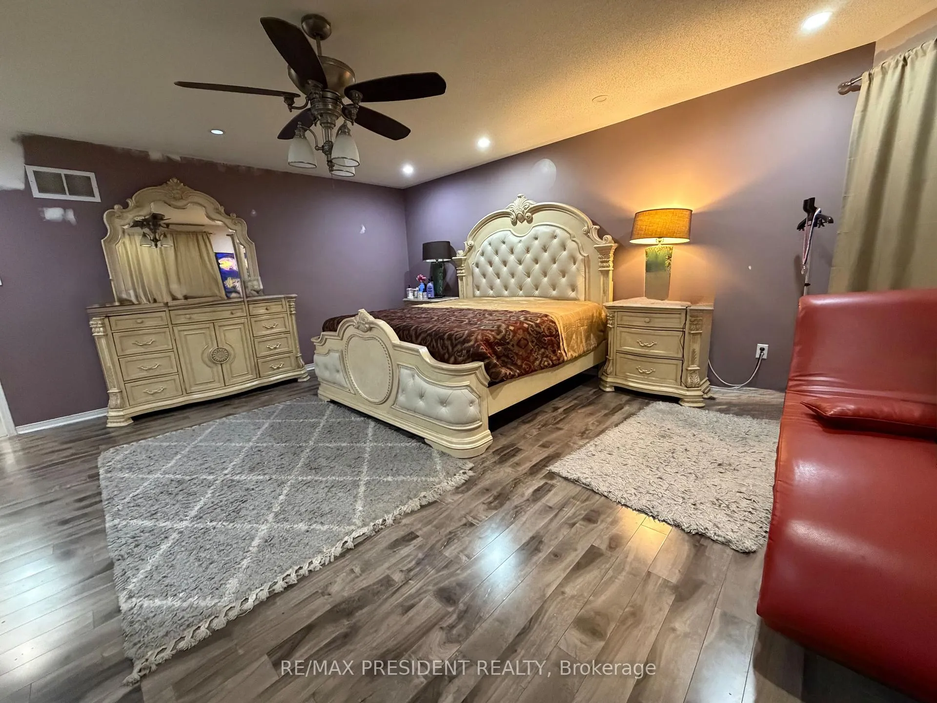 Photo 21 of 31 Southbend Drive, Brampton, Snelgrove — HOMEH