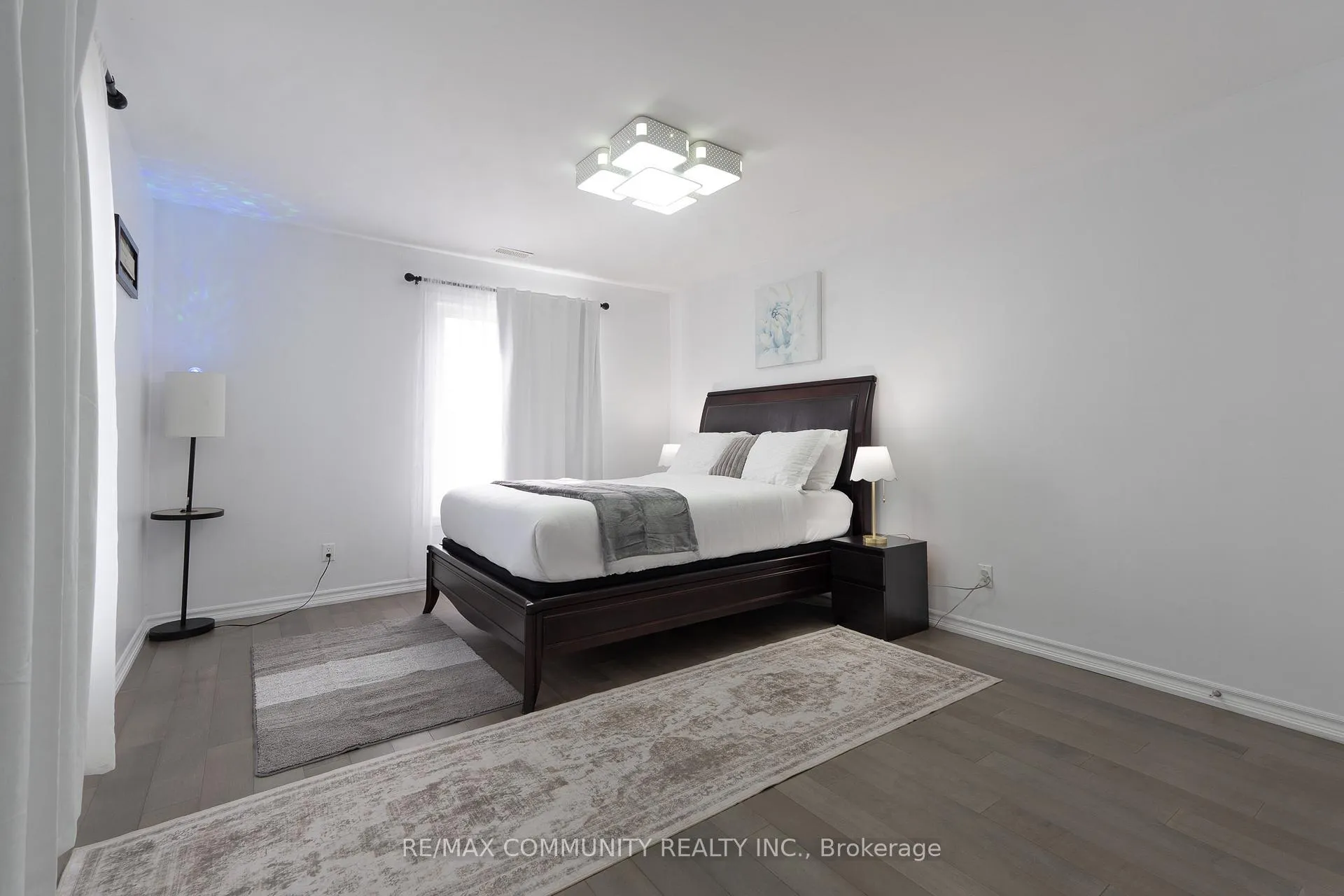 Photo 14 of 33 Windsor Avenue, Ajax, Central — HOMEH