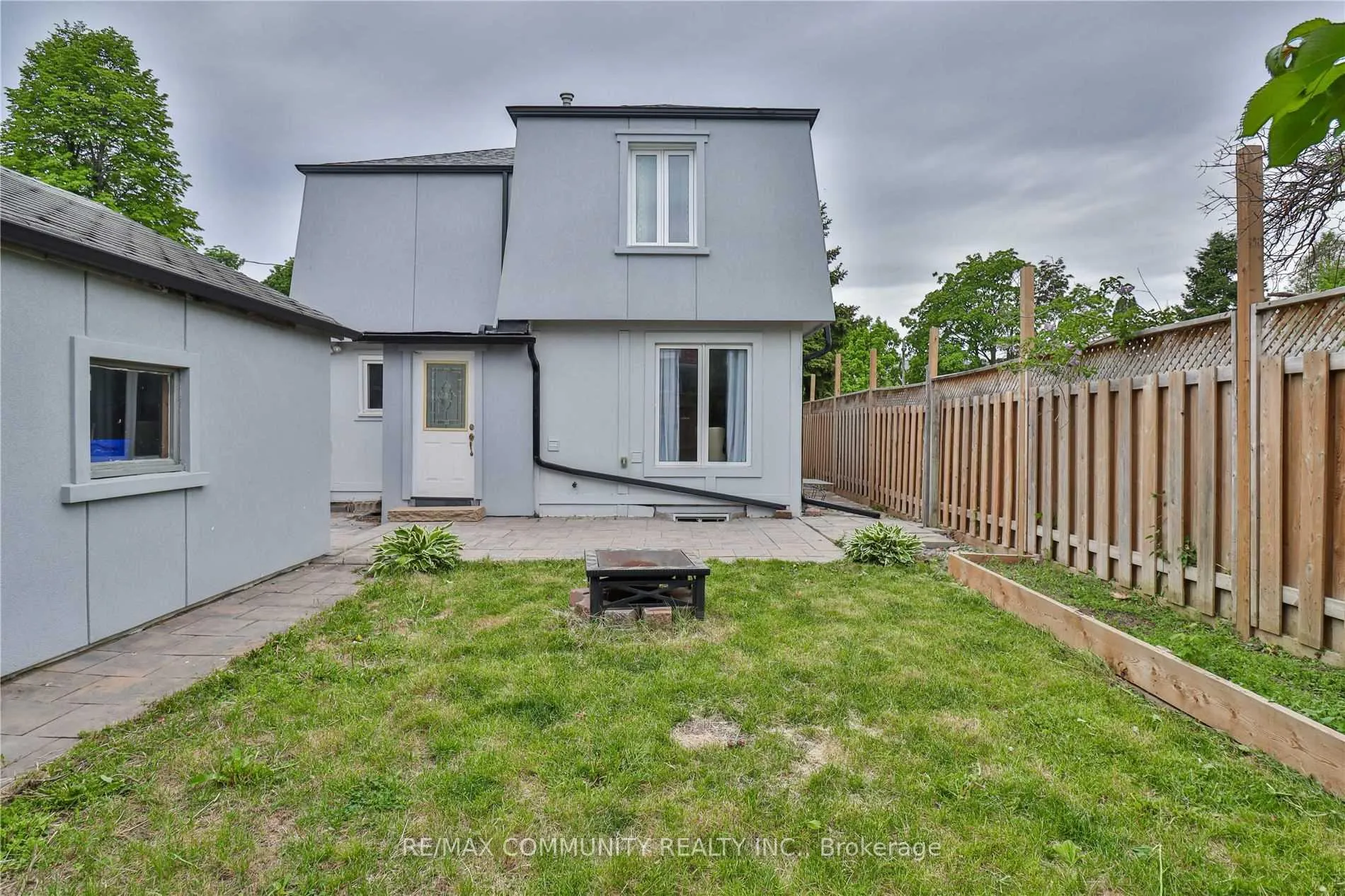 Photo 36 of 33 Windsor Avenue, Ajax, Central — HOMEH