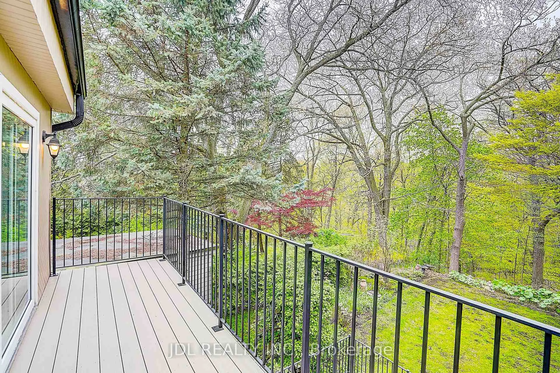 Photo 37 of 6 Nesbitt Drive, Toronto, Leaside — HOMEH