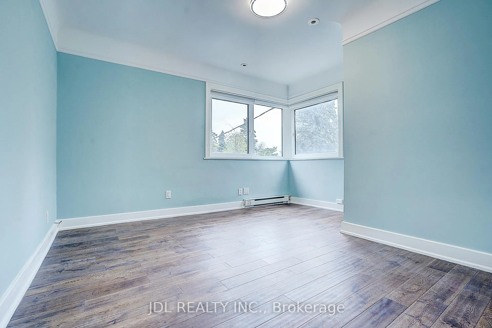 Photo 43 of 6 Nesbitt Drive, Toronto, Leaside — HOMEH
