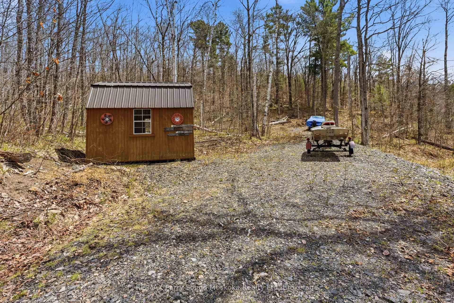 Photo 8 of 25 Lake Ridge Road, McDougall — HOMEH