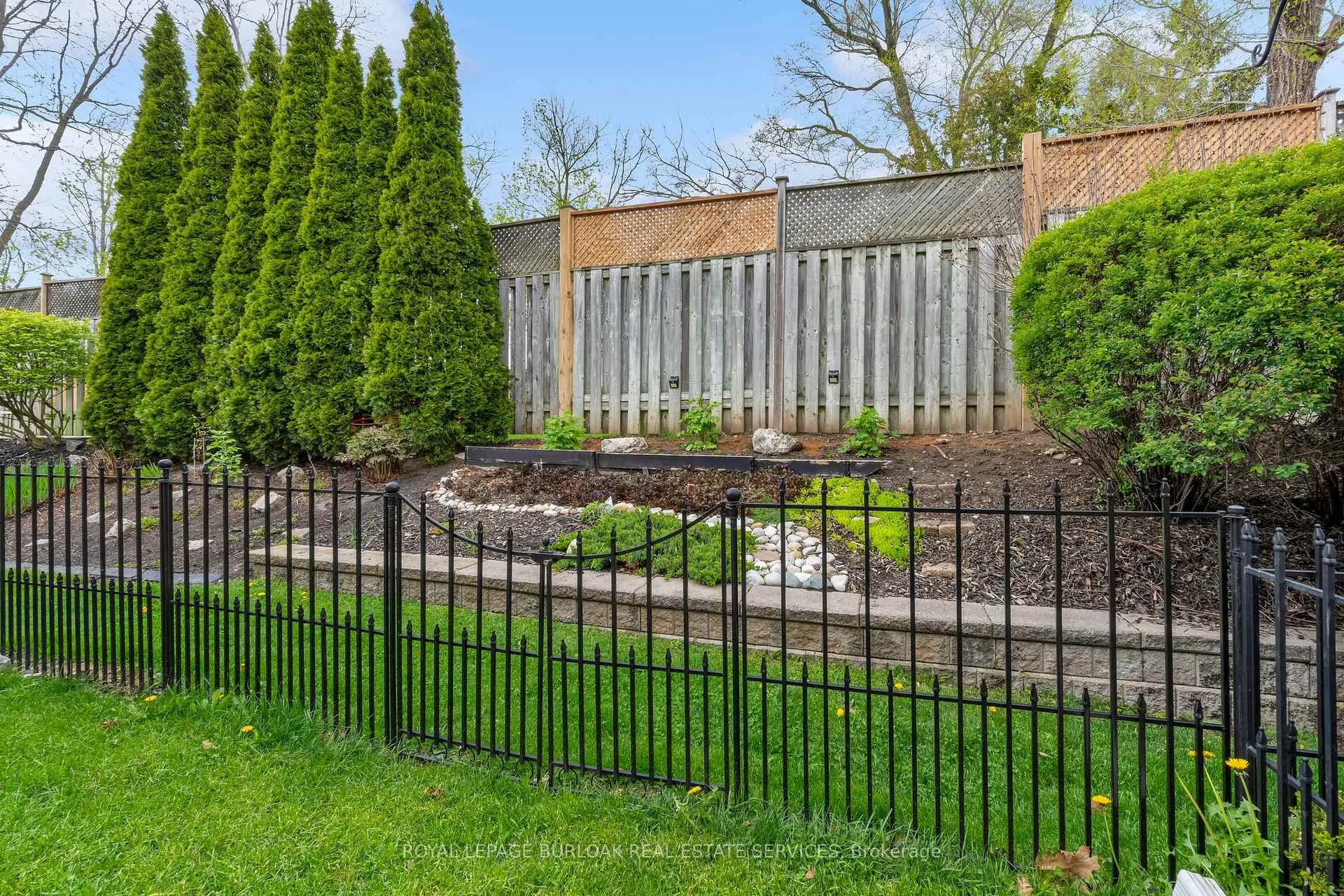 Photo 36 of Unit 20, 710 Spring Gardens Road, Burlington, Bayview — HOMEH