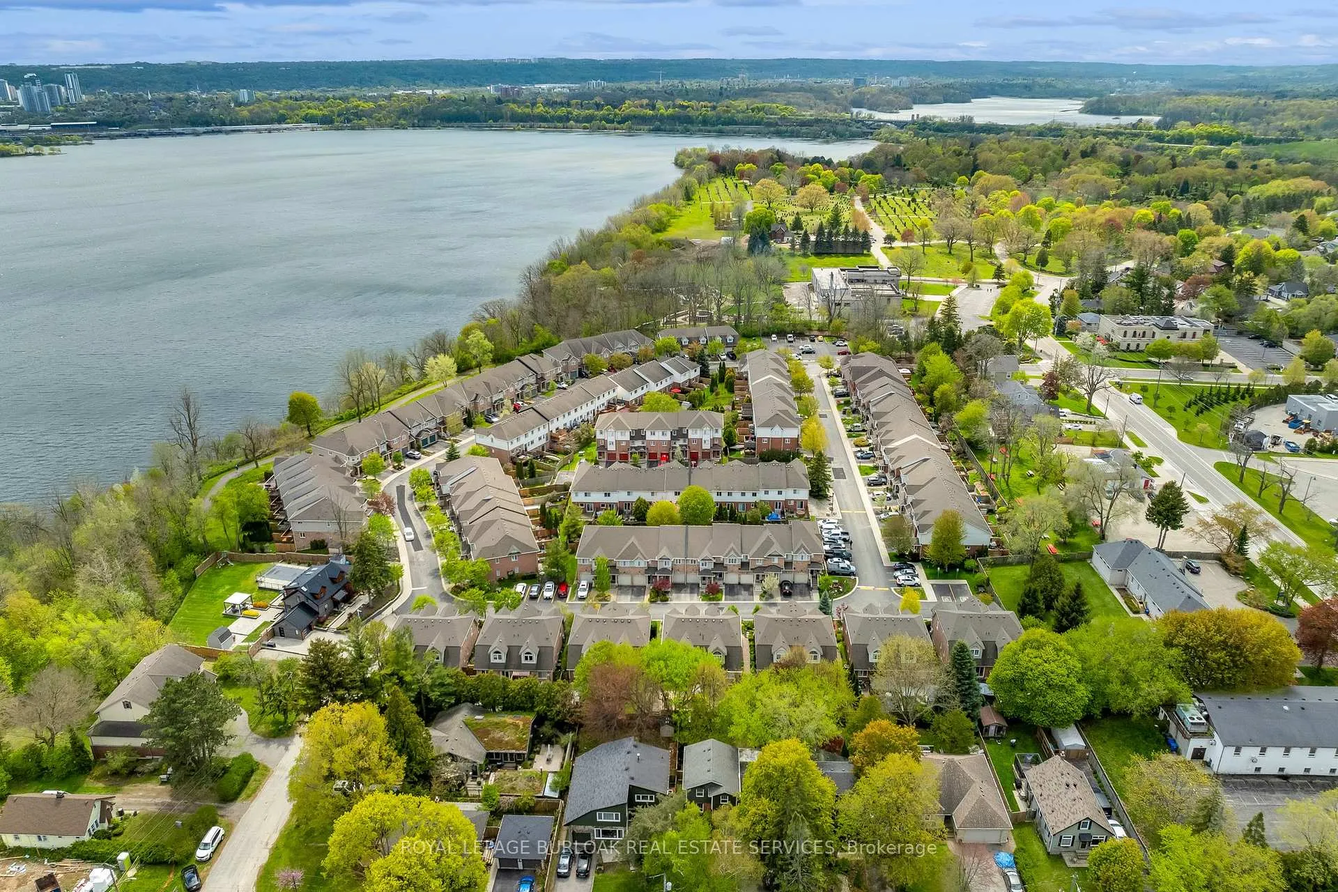 Photo 41 of Unit 20, 710 Spring Gardens Road, Burlington, Bayview — HOMEH