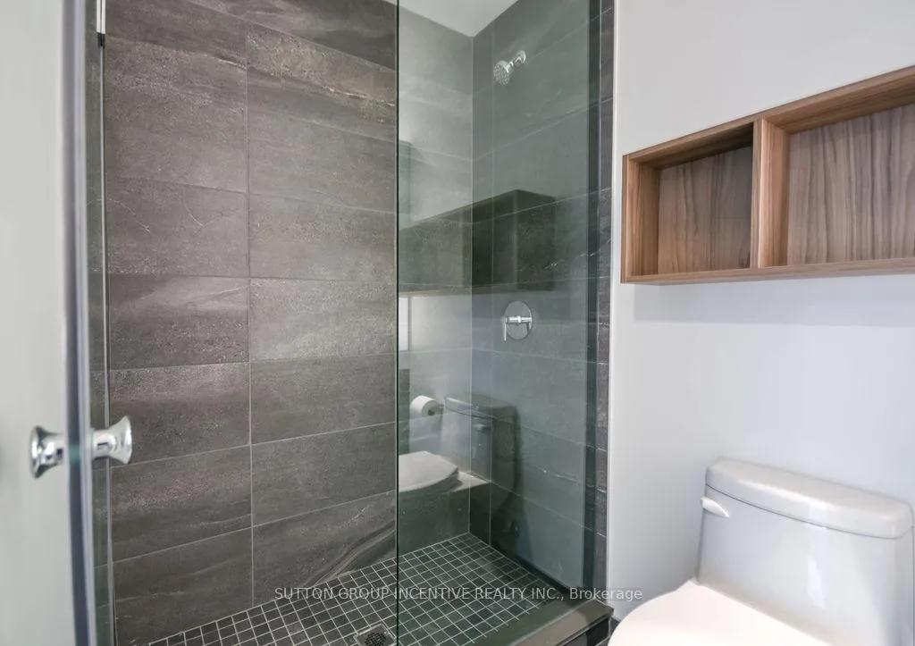 Photo 36 of Unit 802, 39 Mary Street, Barrie, City Centre — HOMEH