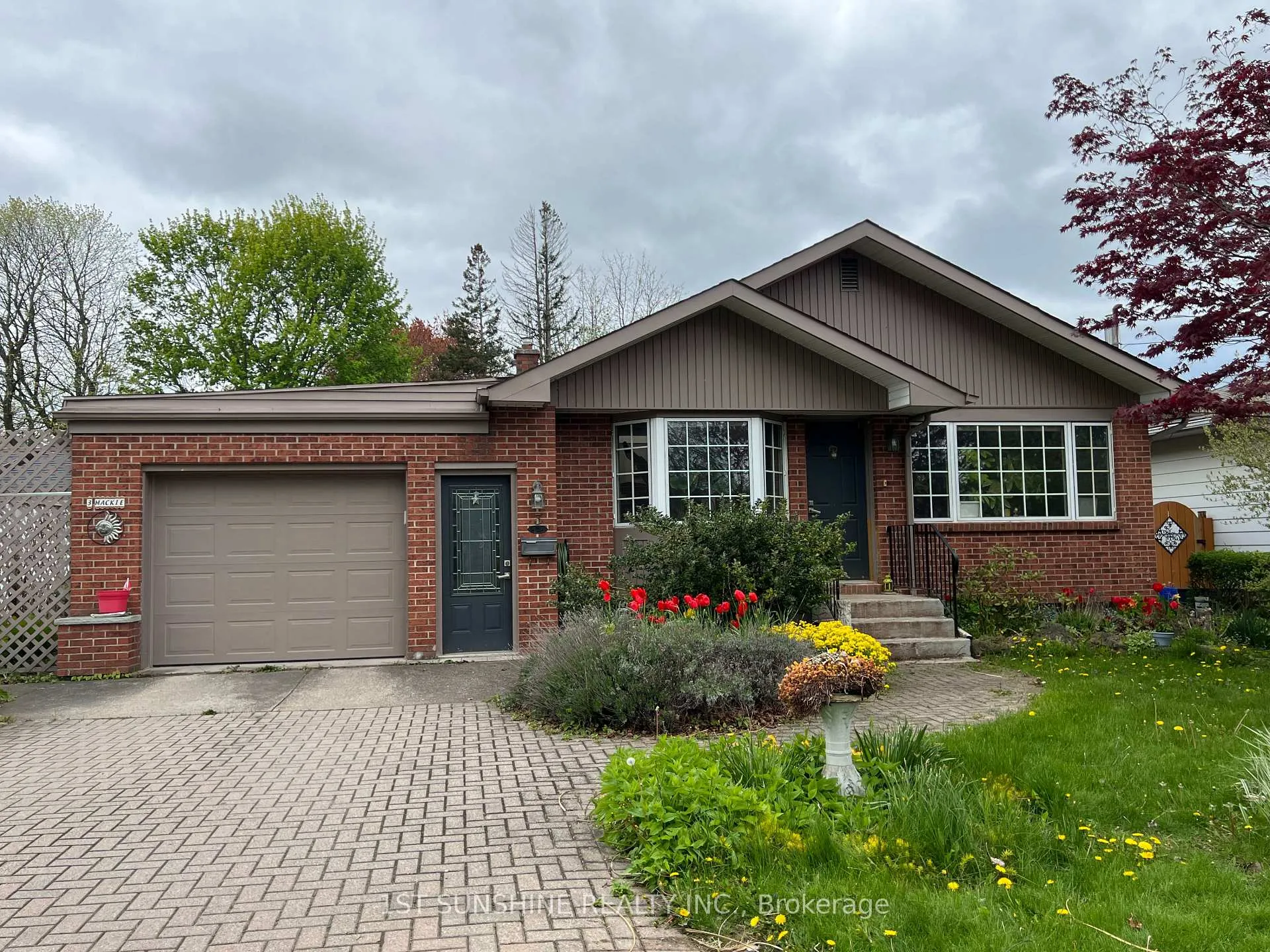Photo 1 of 3 Mackie Street, St. Catharines, Port Dalhousie — HOMEH
