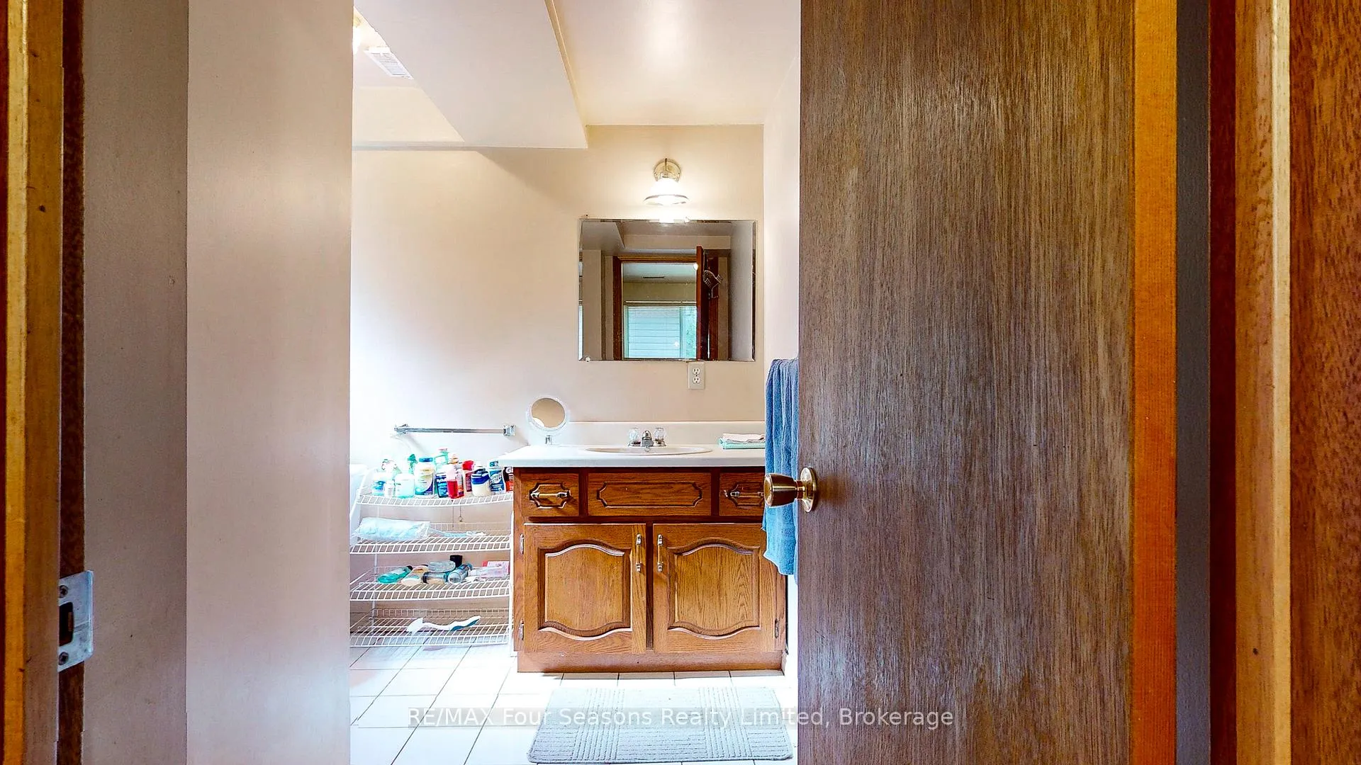 Photo 21 of 76 Arthur Street E, Blue Mountains — HOMEH