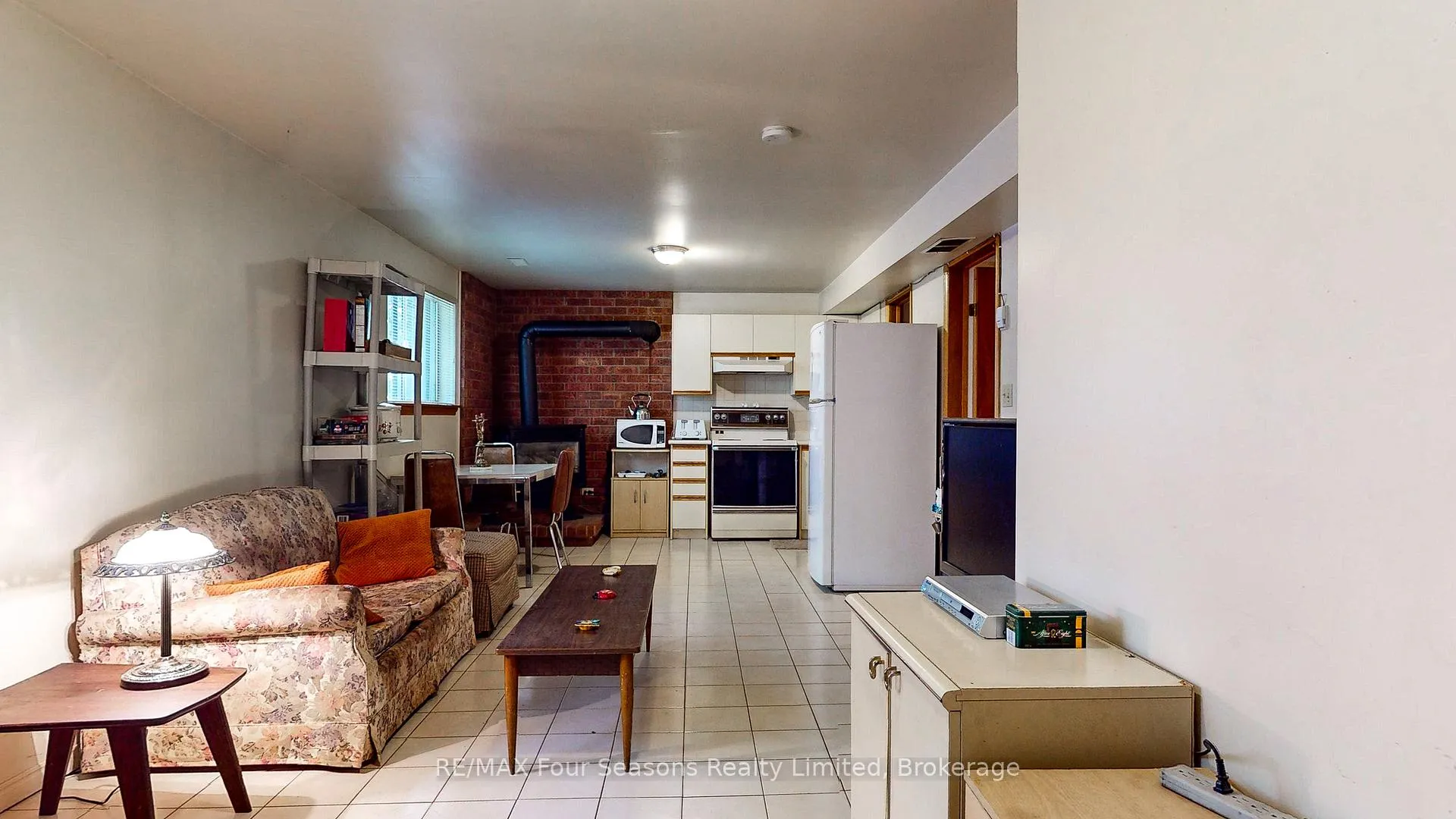 Photo 22 of 76 Arthur Street E, Blue Mountains — HOMEH