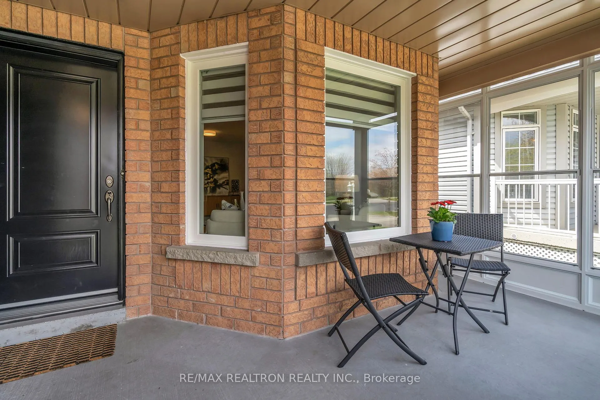 Photo 5 of 7 Thornlodge Drive, Georgina, Keswick South — HOMEH