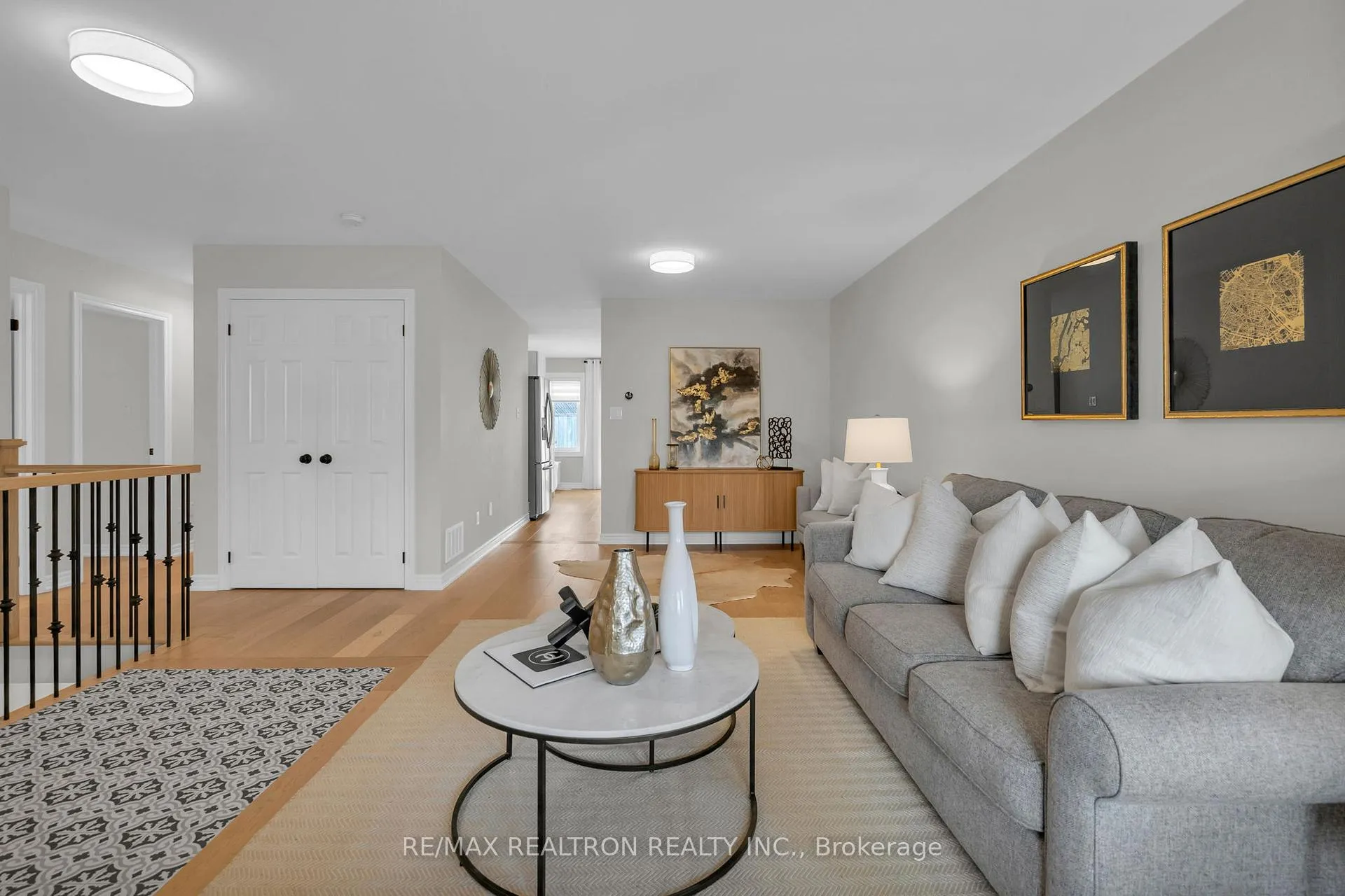 Photo 8 of 7 Thornlodge Drive, Georgina, Keswick South — HOMEH