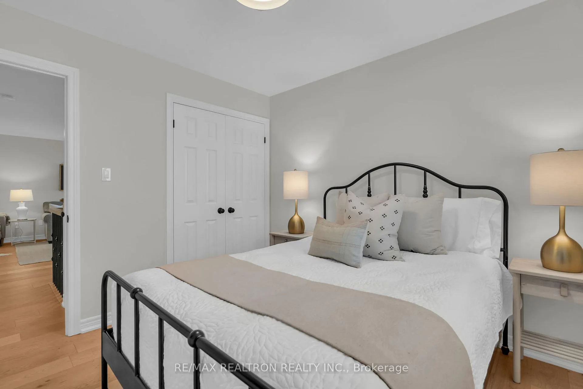 Photo 20 of 7 Thornlodge Drive, Georgina, Keswick South — HOMEH