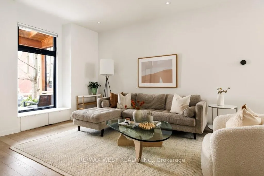 Photo 6 of 110 Fern Avenue, Toronto, Roncesvalles — HOMEH