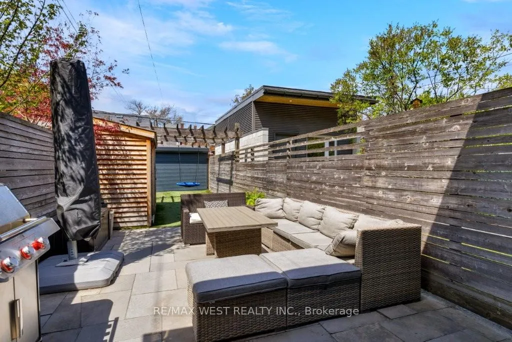 Photo 14 of 110 Fern Avenue, Toronto, Roncesvalles — HOMEH