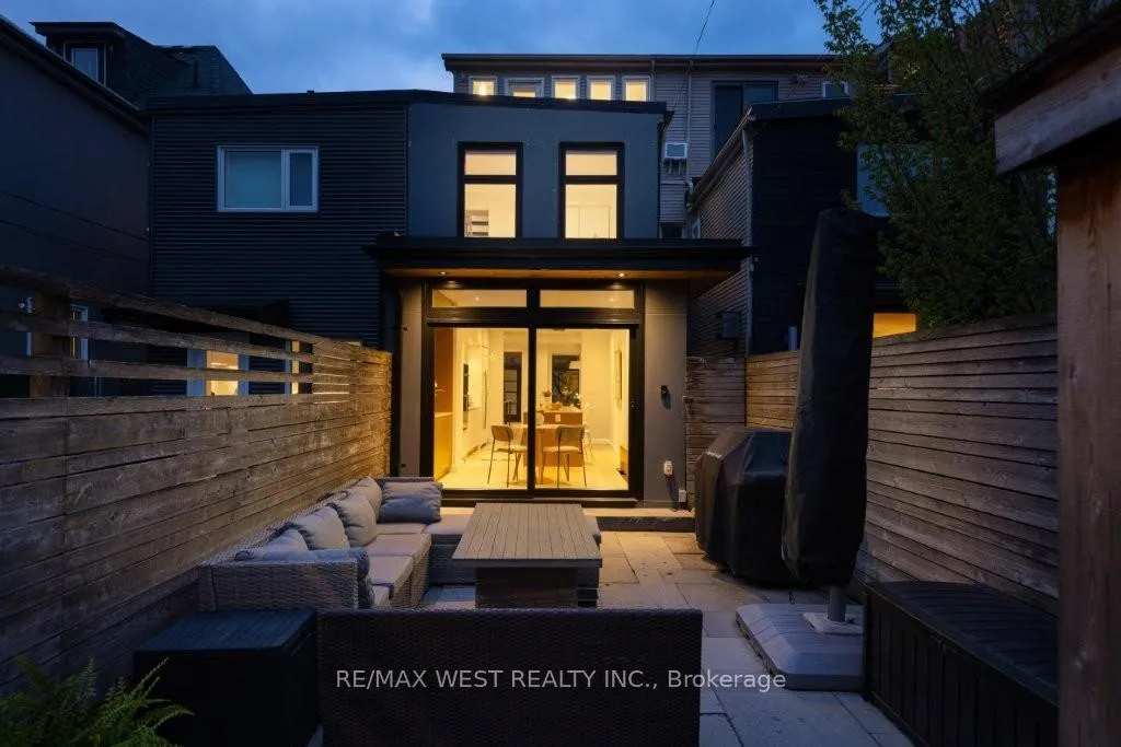 Photo 17 of 110 Fern Avenue, Toronto, Roncesvalles — HOMEH