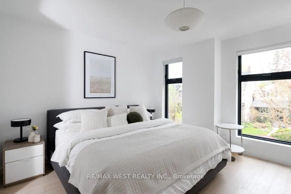 Photo 20 of 110 Fern Avenue, Toronto, Roncesvalles — HOMEH