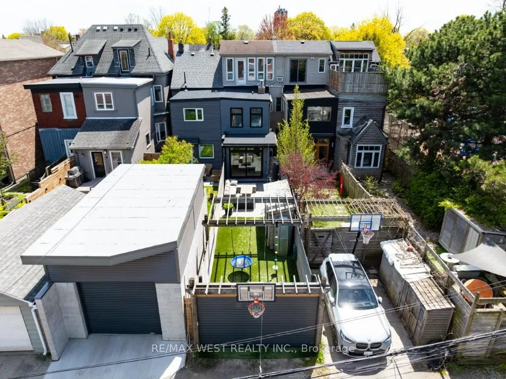 Photo 36 of 110 Fern Avenue, Toronto, Roncesvalles — HOMEH