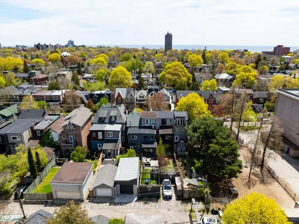 Photo 37 of 110 Fern Avenue, Toronto, Roncesvalles — HOMEH