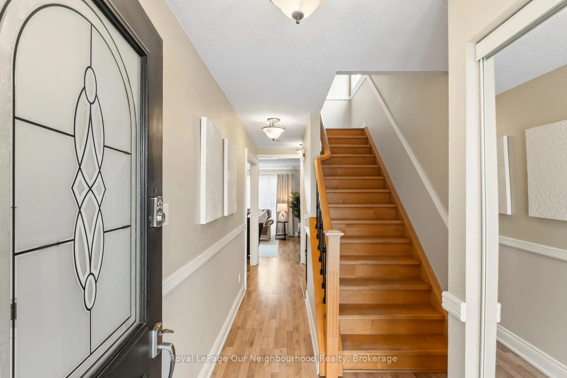 Photo 4 of 1261 Ludlow Court, Oshawa, Centennial — HOMEH