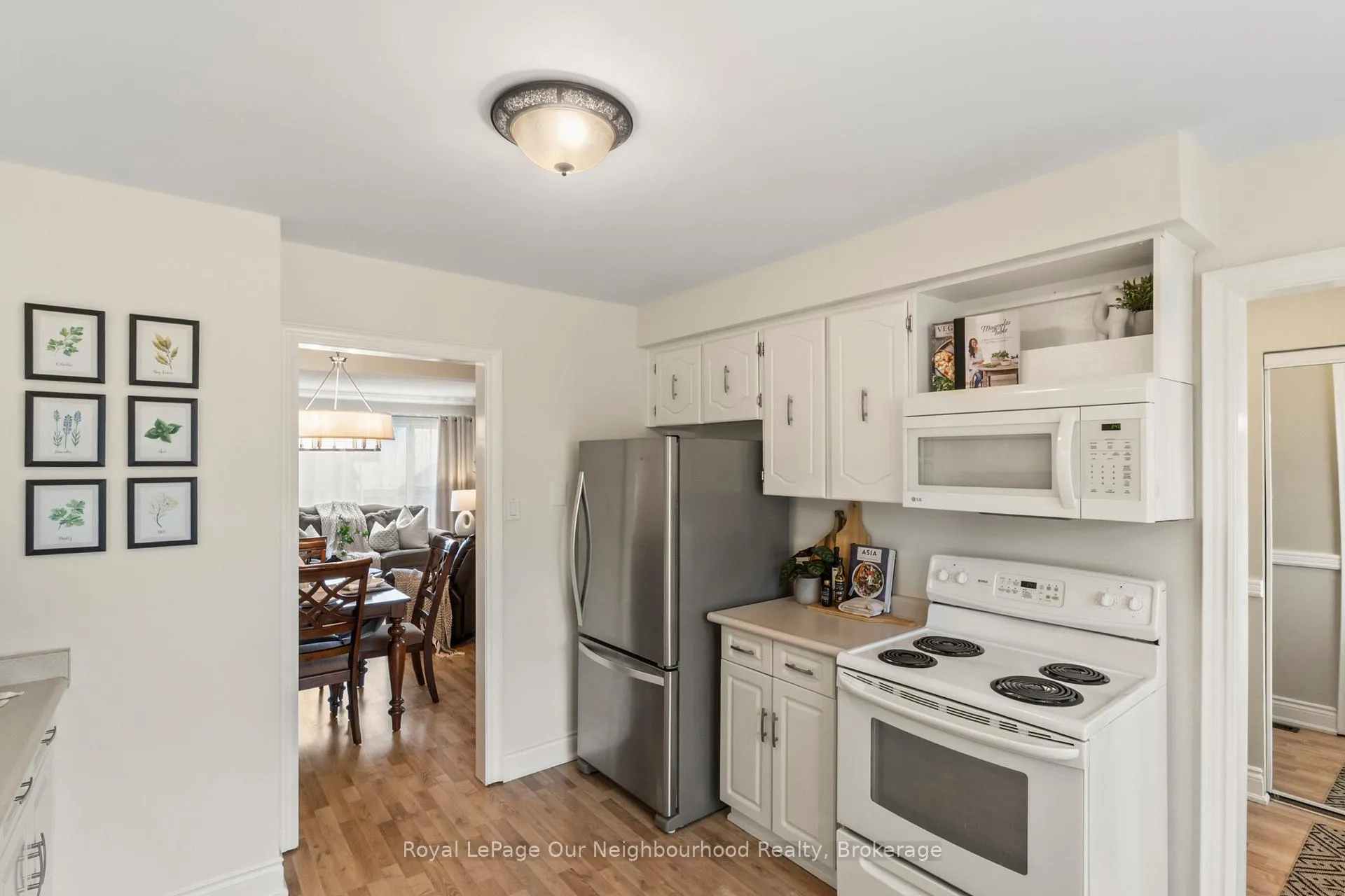 Photo 7 of 1261 Ludlow Court, Oshawa, Centennial — HOMEH