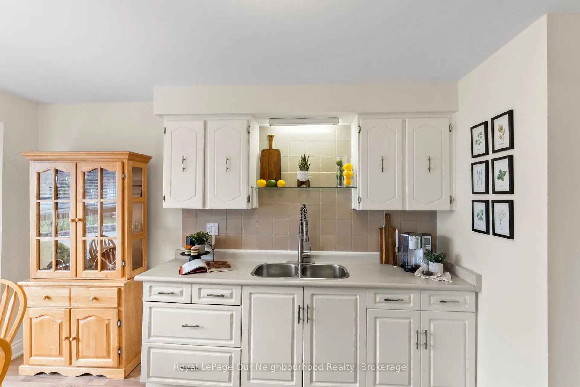 Photo 9 of 1261 Ludlow Court, Oshawa, Centennial — HOMEH