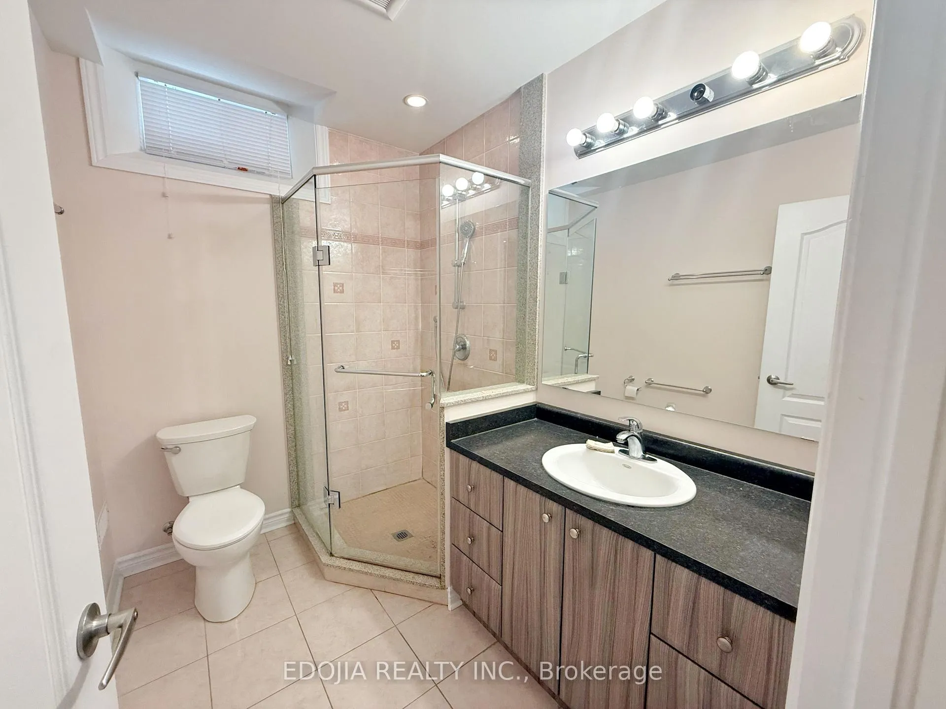 Photo 5 of Unit (Bsmt), 265 Oberfrick Avenue, Vaughan, Patterson — HOMEH