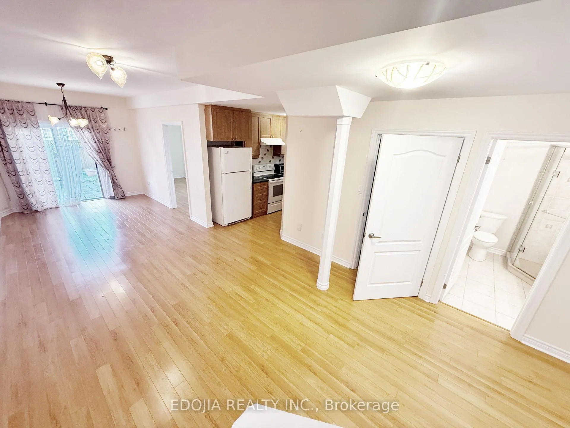Photo 9 of Unit (Bsmt), 265 Oberfrick Avenue, Vaughan, Patterson — HOMEH