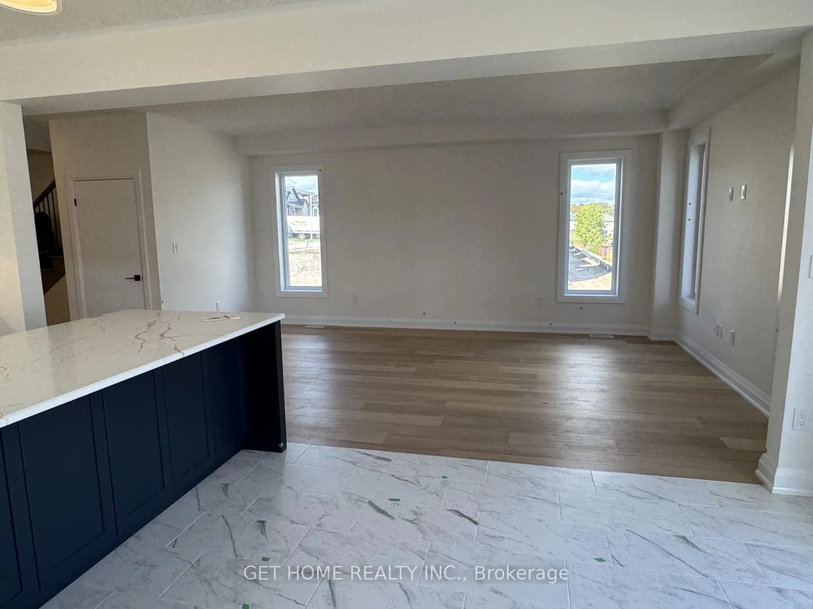 Photo 2 of 336 Canada Plum Street, Waterloo, Columbia Forest/Clair Hills — HOMEH