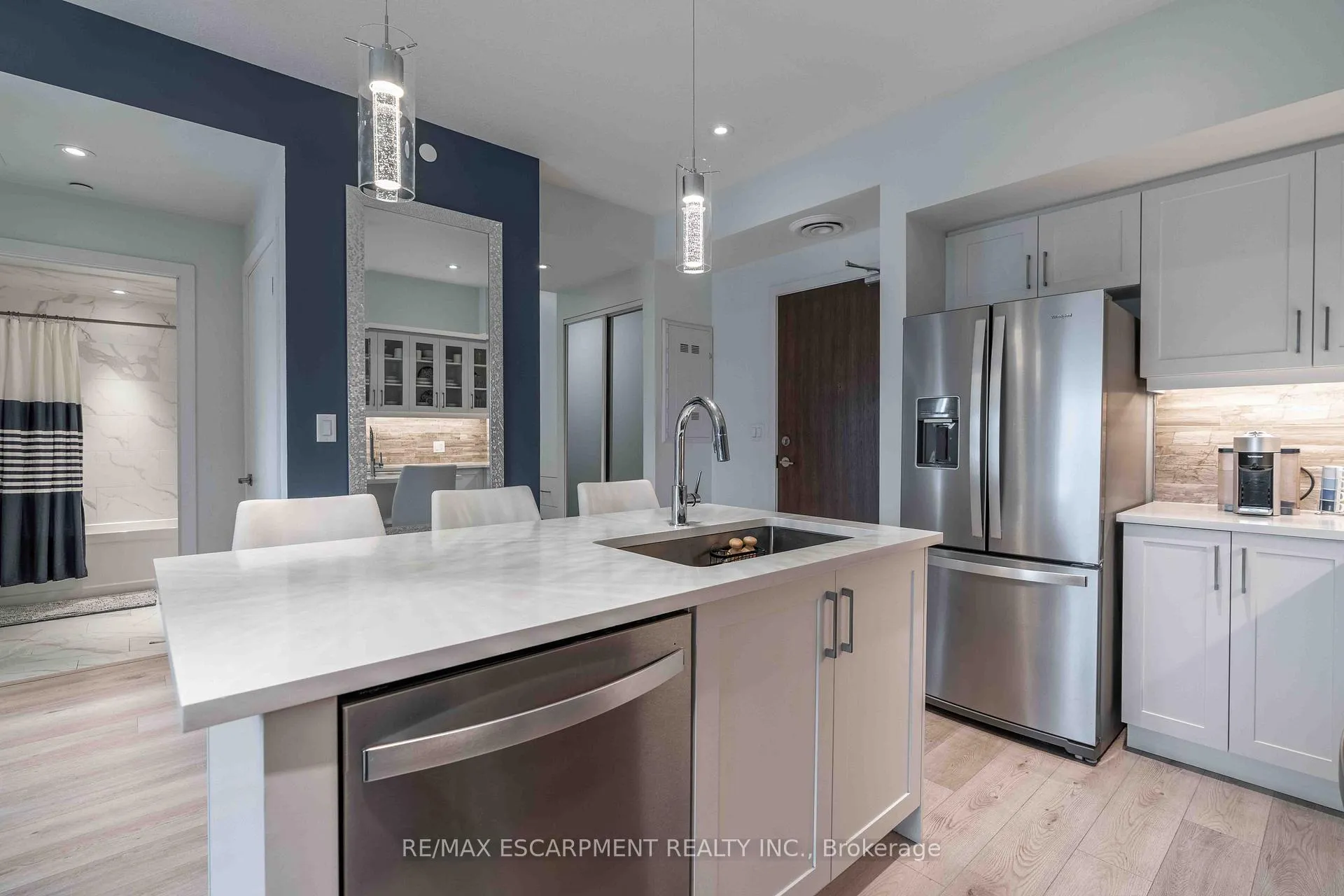 Photo 7 of Unit 504, 16 Markle Crescent, Hamilton, Ancaster — HOMEH