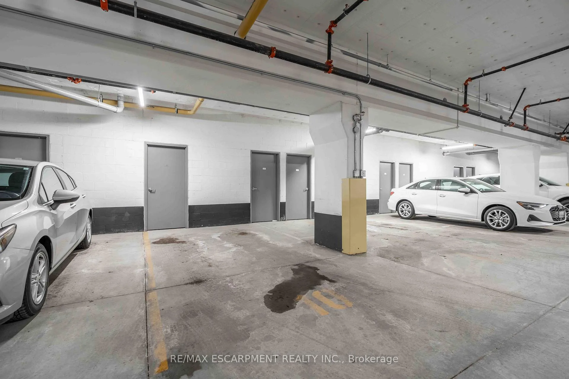 Photo 29 of Unit 504, 16 Markle Crescent, Hamilton, Ancaster — HOMEH