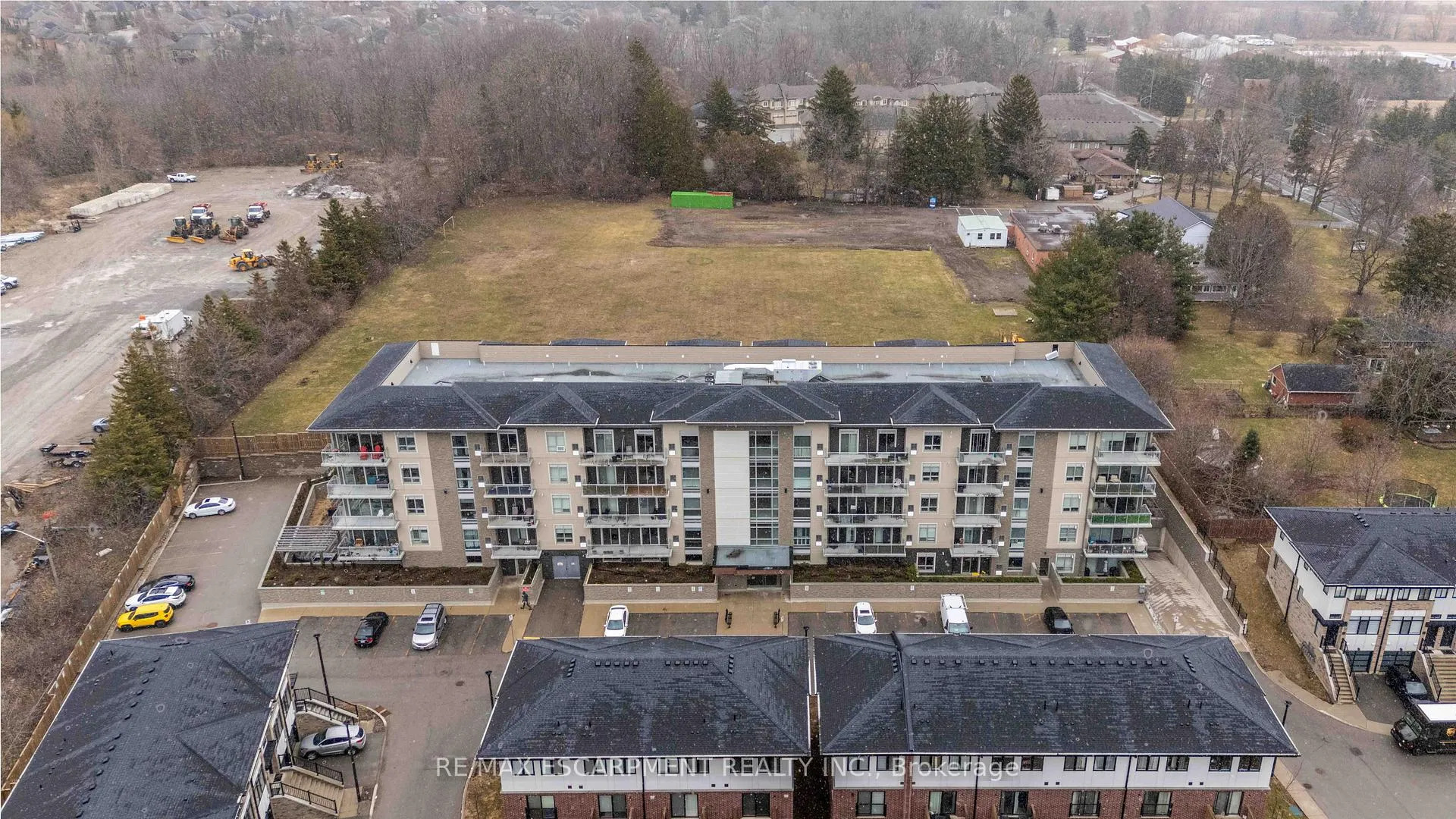 Photo 37 of Unit 504, 16 Markle Crescent, Hamilton, Ancaster — HOMEH