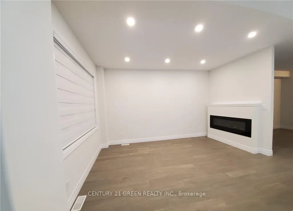 Photo 4 of 3010 Doyle Drive, London, South U — HOMEH