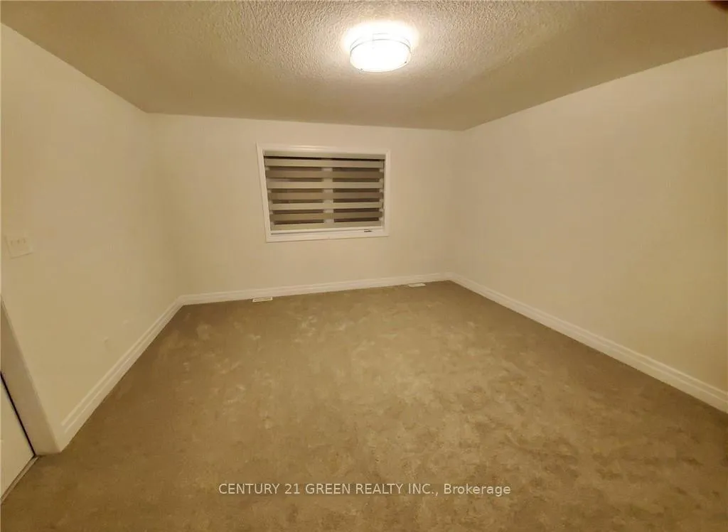 Photo 11 of 3010 Doyle Drive, London, South U — HOMEH