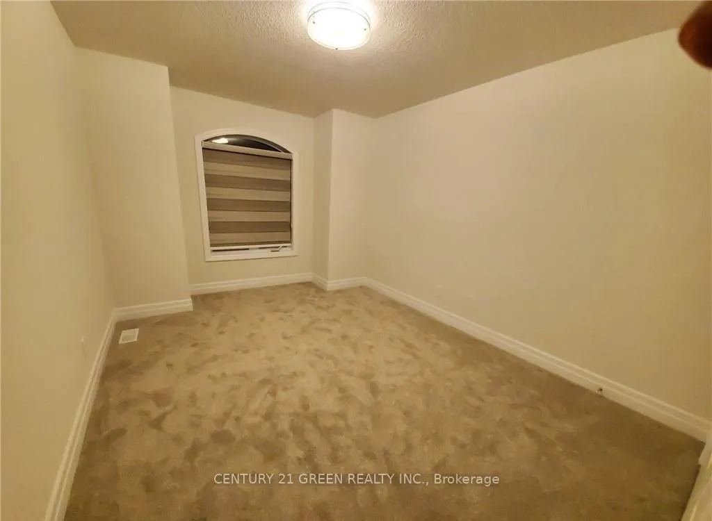 Photo 14 of 3010 Doyle Drive, London, South U — HOMEH