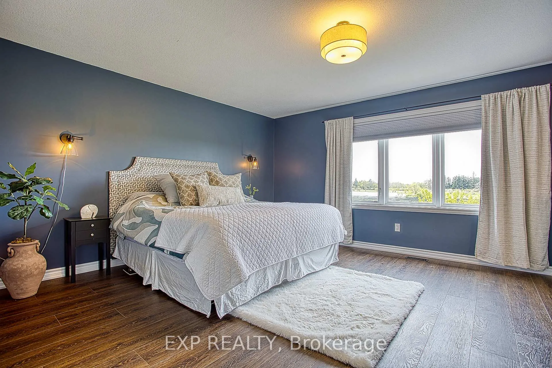 Photo 17 of 49 Lampman Drive, Grimsby, Grimsby West — HOMEH
