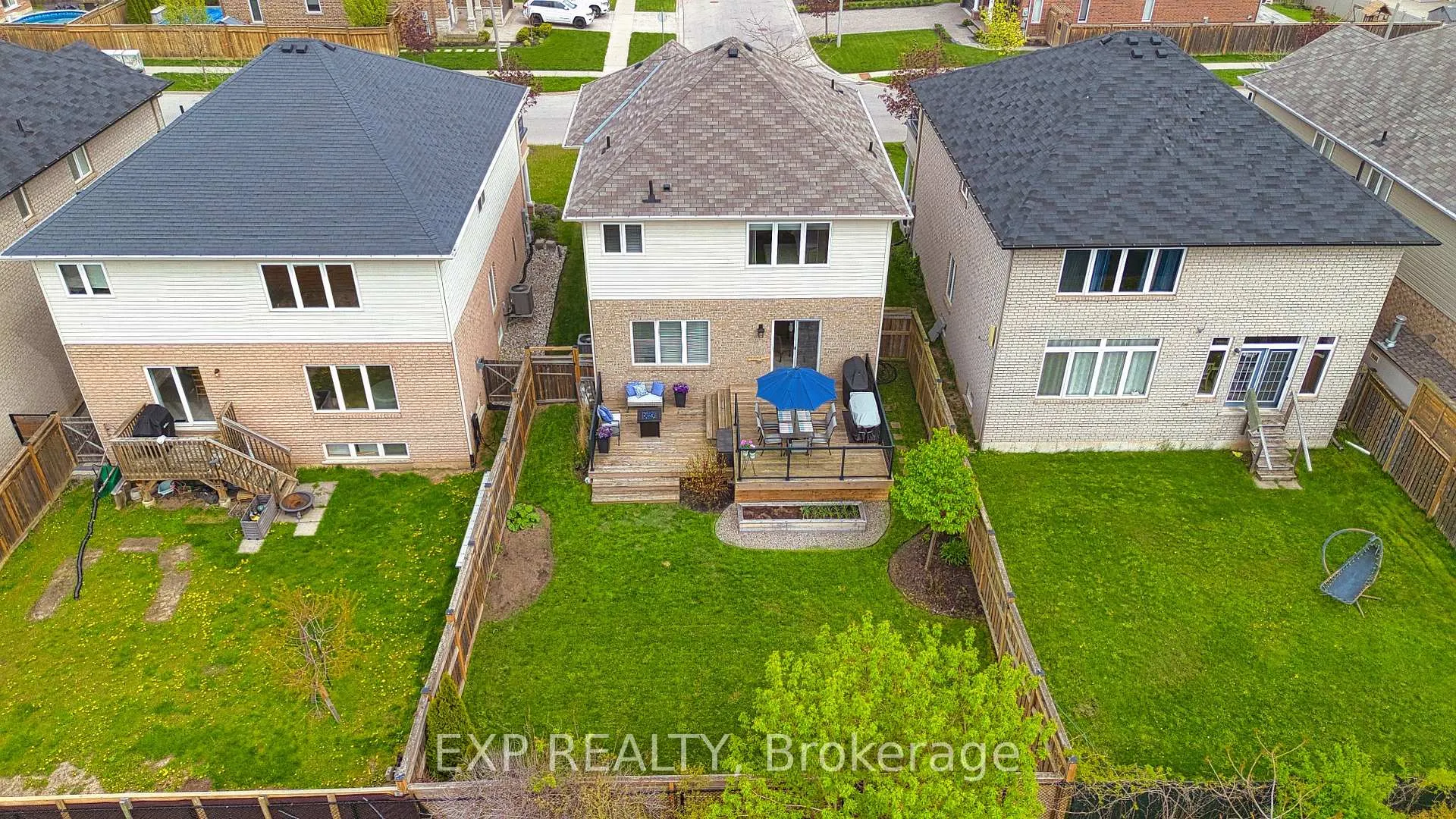 Photo 40 of 49 Lampman Drive, Grimsby, Grimsby West — HOMEH