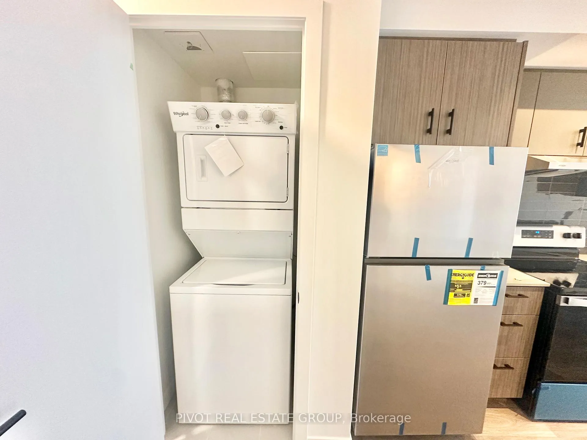 Photo 2 of Unit D1311, 4878 Powers Common, Burlington, Alton — HOMEH