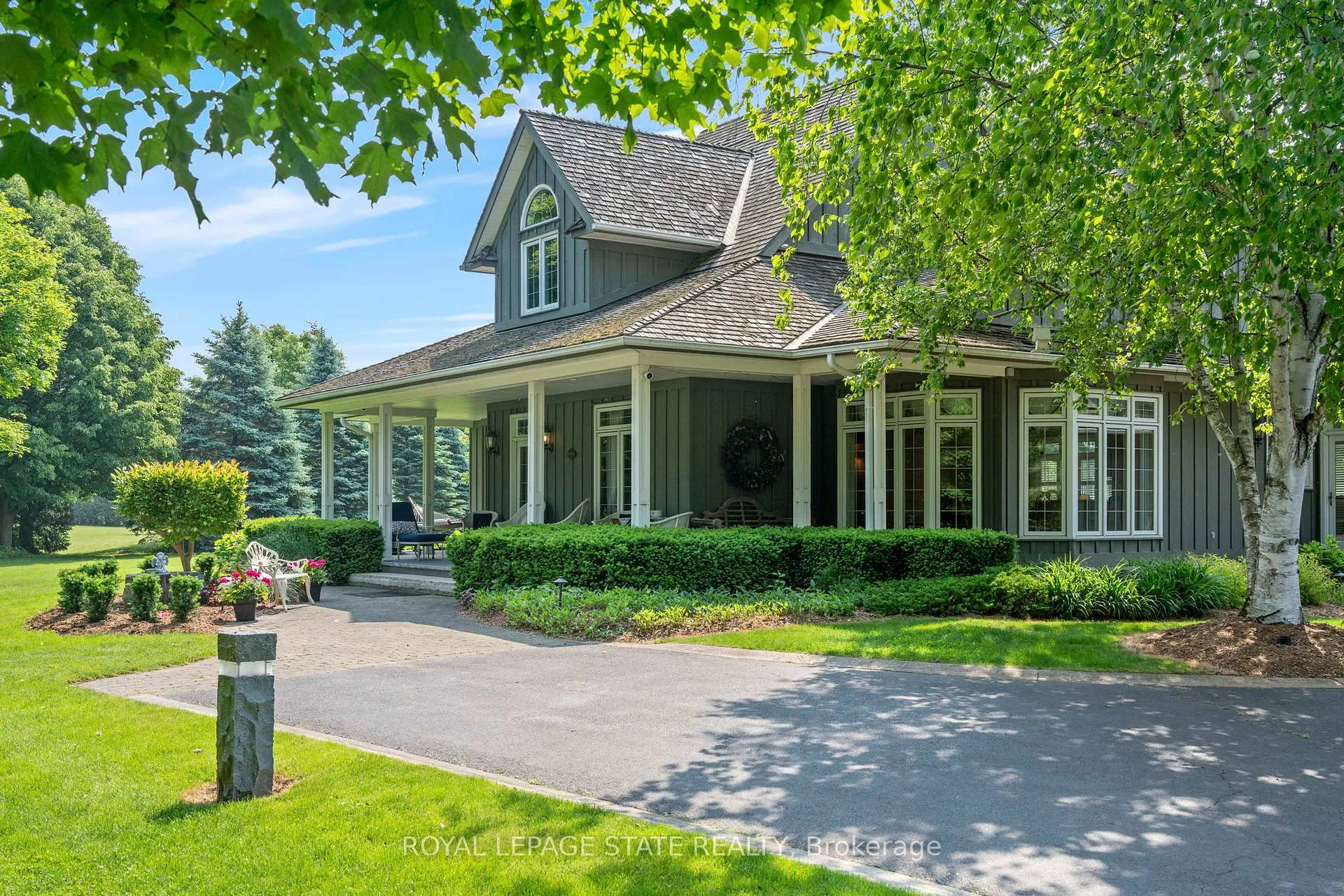 Photo 7 of 402 Progreston Road, Hamilton, Rural Flamborough — HOMEH