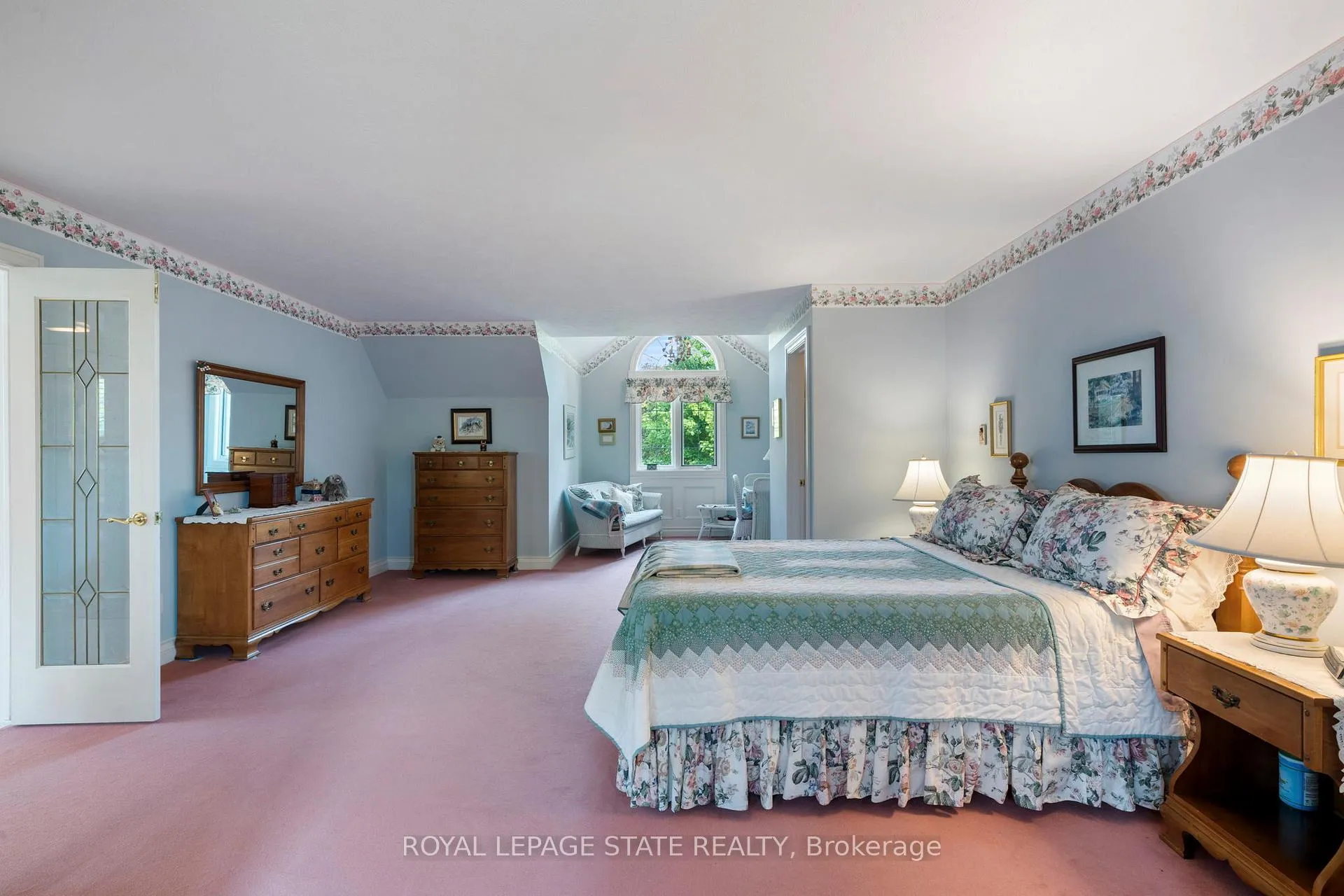 Photo 25 of 402 Progreston Road, Hamilton, Rural Flamborough — HOMEH