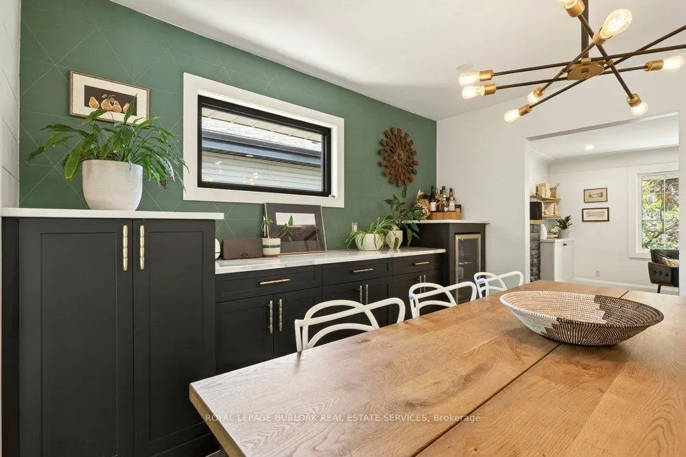 Photo 12 of 969 Sanford Drive, Burlington, LaSalle — HOMEH